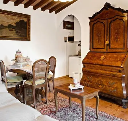 Apartment La Casa Rosada